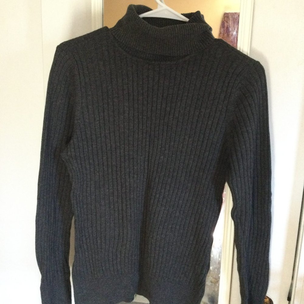 Croft & Barrow Woman Ribbed Turtleneck Sweater (L)